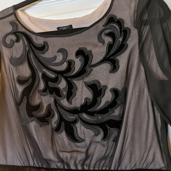 Ann Taylor Silk Chiffon Black Tie Dress with beautiful flock detailing- Size 10P - Picture 2 of 10